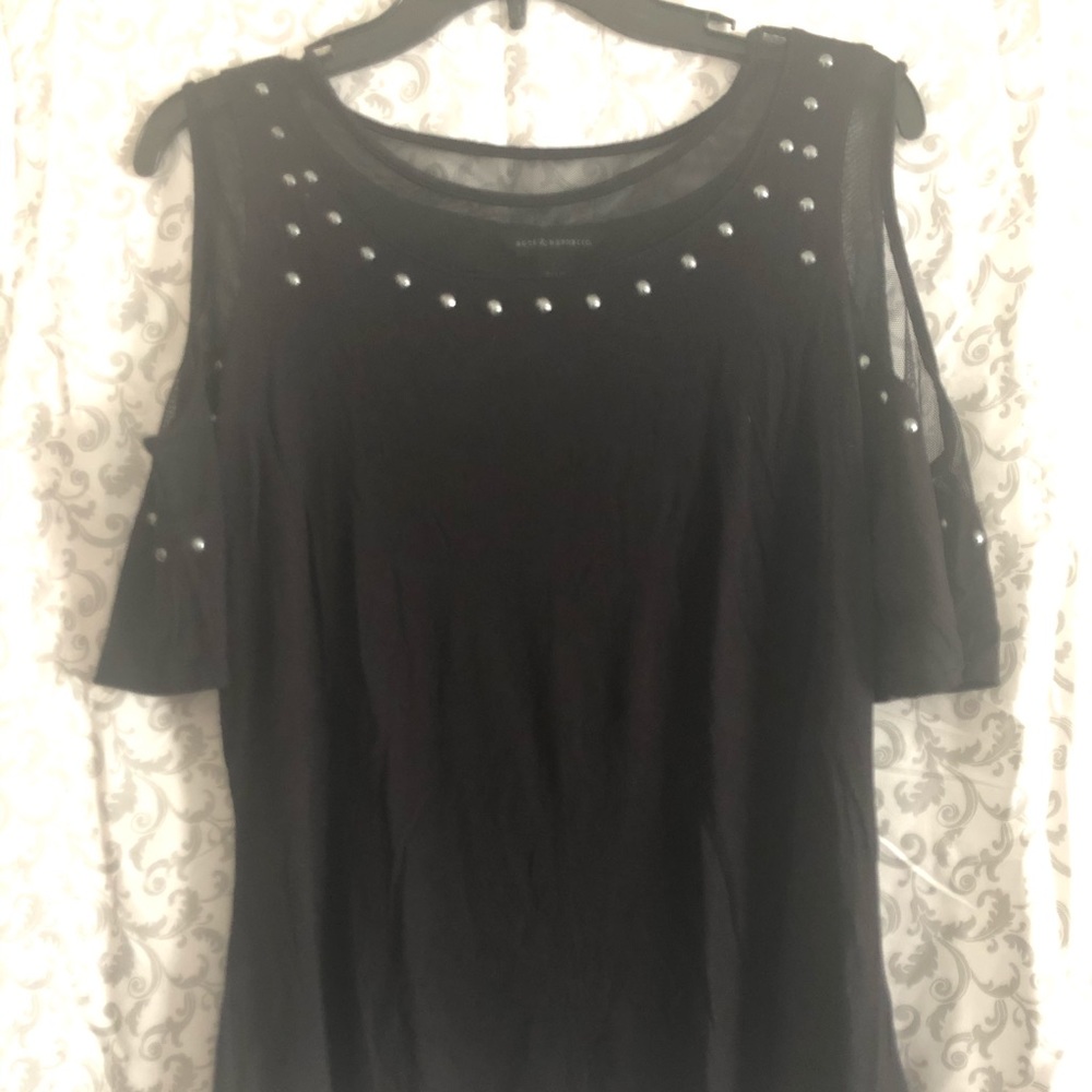 Short Sleeve Cold Should